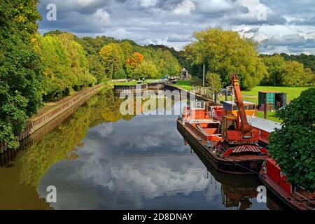 UK, South Yorkshire, Doncaster, Sprombrough, Sheffield und South Yorkshire Navigation von der Boat Lane Bridge. Stockfoto