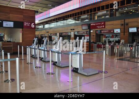 Ein Teil des Flughafens Berlin Brandenburg 'Willy Brandt' ist am 28. Oktober 2020 in Schönefeld zu sehen. Der Flughafen wird ab dem 31. Oktober 2020 in Betrieb sein. (CTK-Foto/Ales Zapotocky) Stockfoto