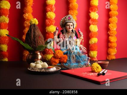 Lakshmi pujan - Göttin laxmi Idol Stockfoto