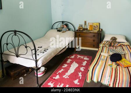 Das Innere des Piermaster's House Museums in Liverpool. Zimmer rekonstruiert, wie es zur Zeit des Zweiten Weltkriegs war. Stockfoto