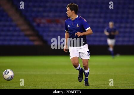 Oldham, Großbritannien. Oktober 2020. OLDHAM, GROSSBRITANNIEN. 28. OKTOBER Oldham Athletic's Benny Couto beim FA Youth Cup Spiel zwischen Oldham Athletic und FC United of Manchester im Boundary Park, Oldham am Mittwoch, 28. Oktober 2020. (Kredit: Eddie Garvey, Mi News) Kredit: MI Nachrichten & Sport /Alamy Live Nachrichten Stockfoto