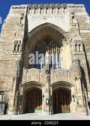Sterling Memorial Library, Außenansicht, Yale University, New Haven, Connecticut, USA Stockfoto