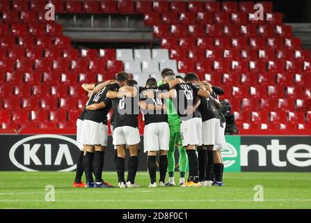 Granada, Spanien. Okt. 2020. Spieler von PAOK Salonica während des Europa League Fußballspiels zwischen Granada CF und PAOK Salonica im Nuevo los Carmenes Stadion am 29. Oktober 2020 in Granada, Spanien. Bild: Dax Images/Alamy Live News Stockfoto