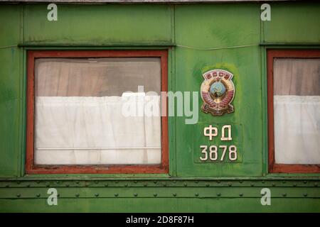 Joseph Stalins persönlicher Eisenbahnwaggon vor dem Stalin-Museum und Geburtsort in Gori, Georgien, Kaukasus, Osteuropa. Stockfoto