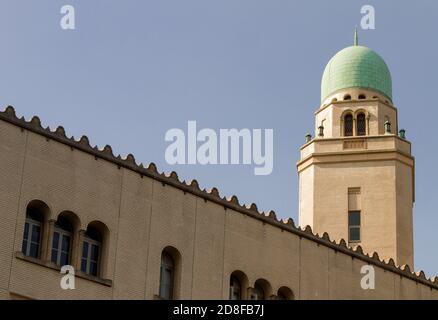 Der Turm der Königin des Zollhauses von Yokohama in Sakuaraguicho, Yokohama, Kanagawa, Japan. Stockfoto