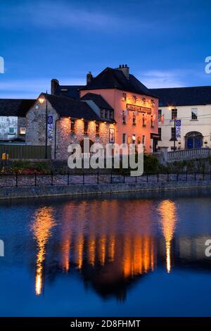 John's Quay & River Nore, Kilkenny City, County Kilkenny, Irland Stockfoto