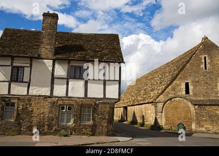 High Street, Lacock Dorf Cotswolds District, Grafschaft Wiltshire, England Stockfoto