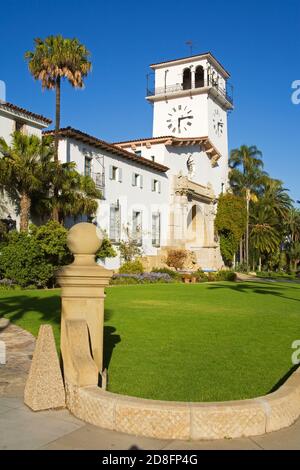 Uhrturm, Santa Barbara County Courthouse, Santa Barbara, Kalifornien, USA Stockfoto