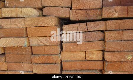 Holzbretter, Futter, Bretter für Bauarbeiten Stockfoto