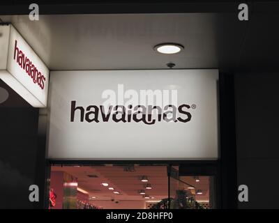 AUCKLAND, NEUSEELAND - 13. Aug 2019: Blick auf Havaianas Flip Flops Jandals Store in der Innenstadt von Auckland Stockfoto