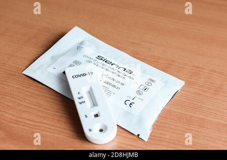 Sienna covid-19 IgG/IgM Schnelltestkassette Stockfoto