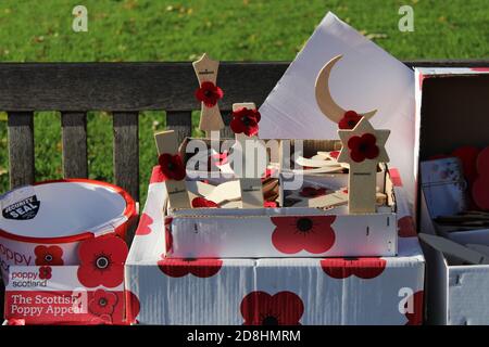 Schottischer Mohn Appell Interfaith Symbole Stockfoto