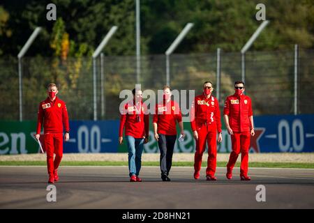 Scuderia Ferrari, Track Walk während der Formel 1 Emirates Gran Premio Dell'emilia Romagna 2020, Emilia Romagna Grand Prix, vom 31. Oktober bis 1. November 2020 auf dem Autodromo Internazionale Enzo e Dino Ferrari, in Imola, Italien - Photo Joao Filipe / DPPI Credit: LM/DPPI/Joao Filipe/Alamy Live News Stockfoto