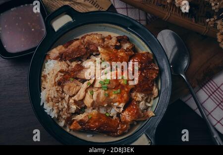 Hausgemachte Honiggebratene Ente mit Reis Stockfoto