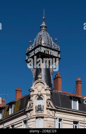 Architektonisches Detail der Dächer von Le Puy en Velay Stockfoto