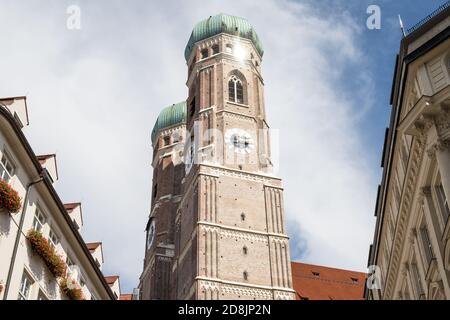 Berühmten Kathedrale Frauenkirche in München, Bayern, Deutschland Stockfoto