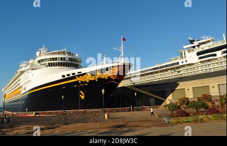 Disney Kreuzfahrtschiff dockte in San Francisco, Kalifornien Stockfoto