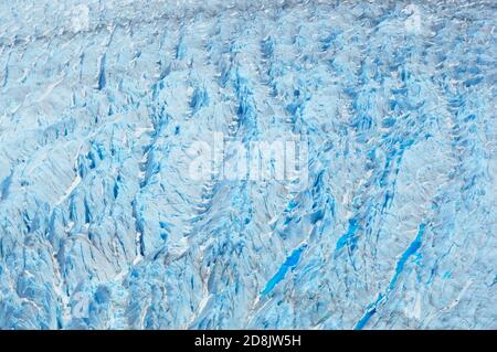 Oberfläche eines Gletschers, Luftaufnahme, Mendenhall Gletscher in Juneau Ice Field, Juneau, Alaska Stockfoto