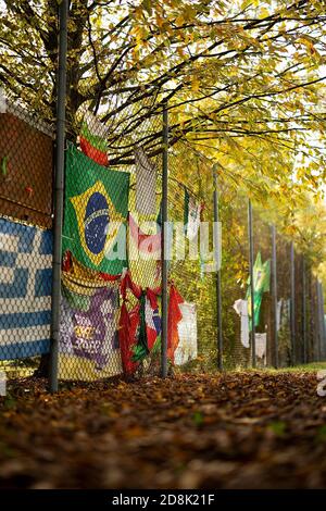 Imola, Italien. Oktober 2020. 30.10.2020, Autodromo Enzo e Dino Ferrari, Imola, Formula 1 Emirates Gran Premio Dell'emilia Romagna 2020, im Bild das Ayrton Senna Denkmal auf der Imola Rennstrecke Quelle: dpa/Alamy Live News Stockfoto