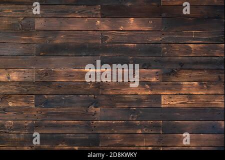 Verbrannte dunkle Holzplanke natürliche Textur Hintergrund Stockfoto