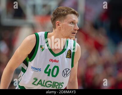 2020 10 25. Marius Grigonis Nr.40 ist ein litauischer Basketballspieler, der im Club Žalgiris Kaunas antritt. Stockfoto