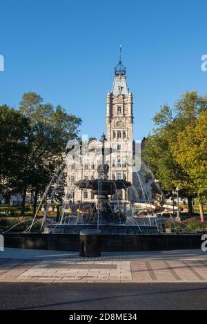 Der Tourny-Brunnen vor dem quebec-parlament, Quebec-Stadt, Kanada. Stockfoto