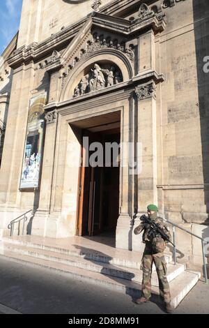 FRANKREICH VERSCHÄRFT DIE SICHERHEIT SEINER KIRCHEN NACH EINEM NETTEN ANGRIFF Stockfoto