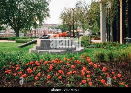 Riverlight Quay Apartments Gebäude und öffentlichen Bereich Stockfoto