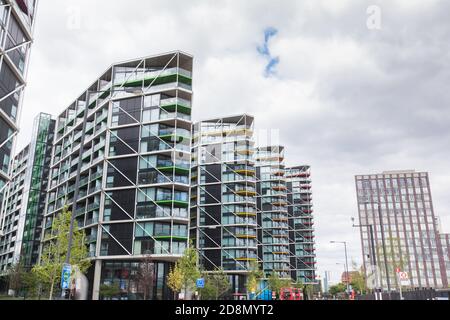 Riverlight Quay Apartments Gebäude und öffentlichen Bereich Stockfoto