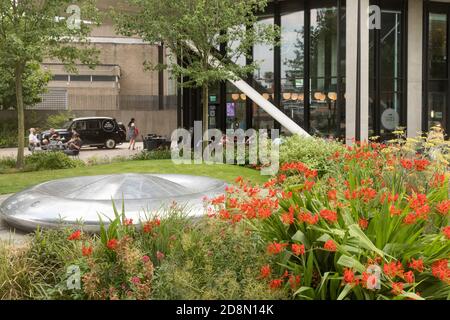 Riverlight Quay Apartments Gebäude und öffentlichen Bereich Stockfoto