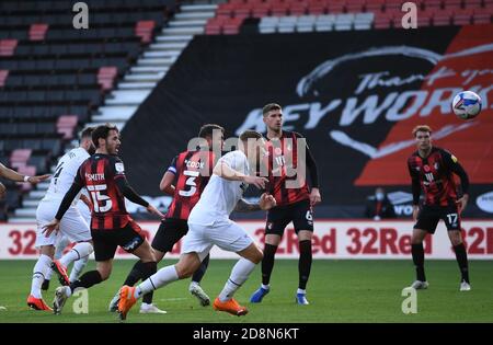 Vitality Stadium, Bournemouth, Dorset, Großbritannien. Oktober 2020. English Football League Championship Football, Bournemouth Athletic versus Derby County; Graeme&#xa0;Shinnie von Derby County führt nach Hause das erste Tor in 14. Minute 0-1 Credit: Action Plus Sports/Alamy Live News Stockfoto