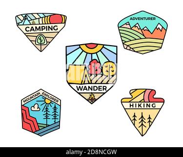 Camping Abenteuer Abzeichen Logos Set, Vintage Sommer Reise Embleme. Handgezeichnete Sticker Designs Bündel. Label für Bergforscher. Linie für Wohnmobile im Freien Stock Vektor