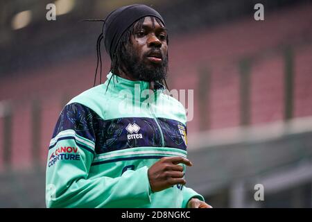 Giuseppe Meazza San Siro Stadium, mailand, Italien, 31 Oct 2020, Gervinho (Parma Calcio) vor dem Spiel während des FC Internazionale gegen Parma Calcio 1913, Italienische Fußballserie A Spiel - Credit: LM/Luca Rossini/Alamy Live News Stockfoto