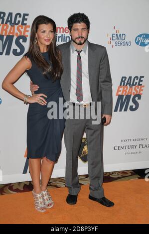 Alejandro Gomez Monteverde & Ali Landry kommen am 7/2010. Jahreslauf zum Löschen des Hyatt Regency Century Plaza in LA, Kalifornien, an. Stockfoto