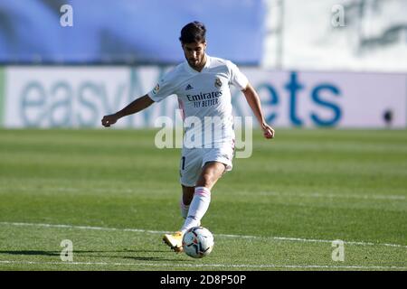 Madrid, Spanien. Oktober 2020. Marco Asensio von Real Madrid in Aktion während der spanischen Meisterschaft La Liga Fußballspiel zwischen Real Madrid und SD Huesca am 31. Oktober 2020 im Alfredo Di Stefano Stadion in Valdebebas, Madrid, Spanien - Foto Oscar J Barroso / Spanien DPPI / DPPI Kredit: LM/DPPI/Oscar Barroso/Alamy Live News Stockfoto