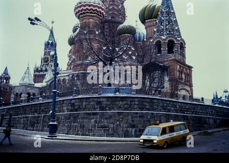 Basilius-Kathedrale, Roter Platz, Moskau, CEI, 1991 Stockfoto