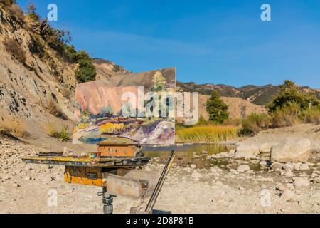 Freilichtmalerei des Künstlers im Flussbett von Santa Ynez Stockfoto