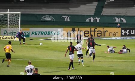 Curitiba, Brasilien. Oktober 2020. Galdezani beendete das Spiel Coritiba gegen Atlético GO im Couto Pereira Stadium in Curitiba, Pr. Kredit: Carlos Pereyra/FotoArena/Alamy Live Nachrichten Stockfoto