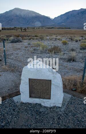 Bishop sitzt in Owens Valley, Inyo County, CA. Es ist eine Oase in der Wüste der östlichen Sierra. Stockfoto