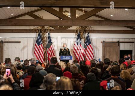 Wapwallopen, Usa. Oktober 2020. First Lady Melania Trump spricht bei Make America Great Again Event als Teil des Wahlkampfes bei Whitewoods in Wapwallopen Pennsylvania am 31. Oktober 2020. (Foto von Lev Radin/Sipa USA) Quelle: SIPA USA/Alamy Live News Stockfoto