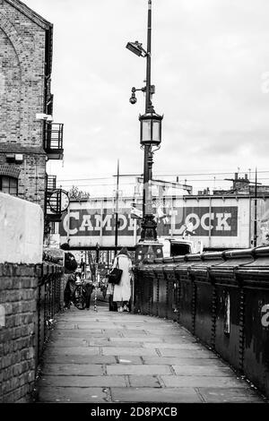 London Camden und entlang des Kanals Stockfoto