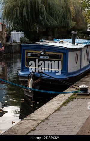 London Camden und entlang des Kanals Stockfoto