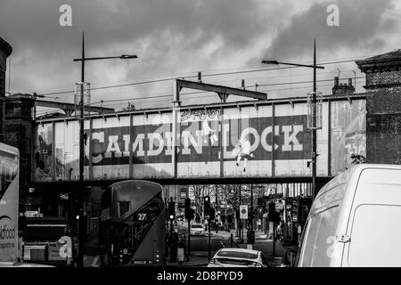 London Camden und entlang des Kanals Stockfoto