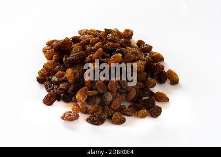 Stapel von leckeren Sultaninen. Zutat oder Snack kochen. Stockfoto