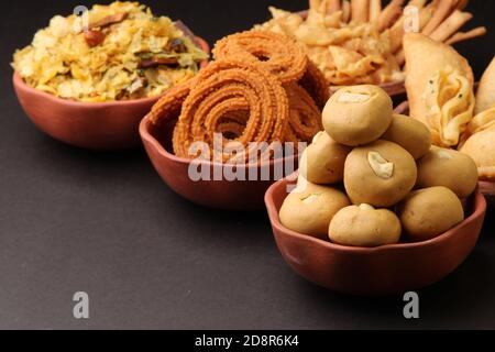 Hausgemachte leckere Diwali Essen, Snacks, Süßigkeiten. Stockfoto