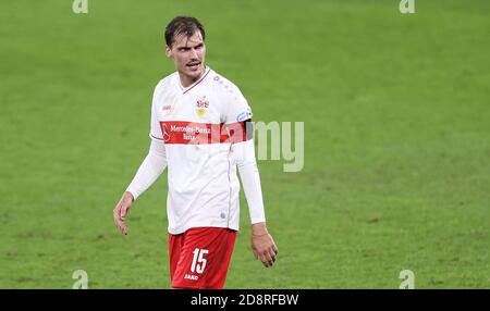 Gelsenkirchen, Deutschland. 2020. Okt 10. firo: 30/2020 Fuvuball: Fußball: 1. Bundesliga-Saison 2020/21 FC Schalke 04 - VfB Stuttgart 1: 1 Pascal Stenzel, VfB Credit: Jvºrgen Fromme/firo/Pool zur weltweiten Nutzung/dpa/Alamy Live News Stockfoto