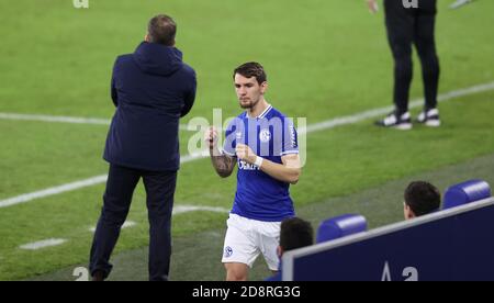 Gelsenkirchen, Deutschland. 2020. Okt 10. firo: 30/2020 Fuvuball: Fußball: 1. Bundesliga-Saison 2020/21 FC Schalke 04 - VfB Stuttgart 1: 1 Benito Raman Credit: Jvºrgen Fromme/firo/Pool zur weltweiten Nutzung/dpa/Alamy Live News Stockfoto