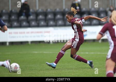 Dartford, Großbritannien. Januar 2020. Paige Bailey-Gayle (Leicester City) kontrolliert den Ball während des FA Women's Super League 2 Spiels zwischen London City und Leicester City im Princes Park in Dartford. FEDERICO GUERRA MARANESI/SPP Quelle: SPP Sport Press Foto. /Alamy Live Nachrichten Stockfoto