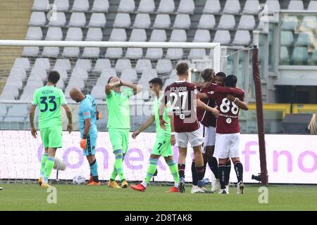 Turin, Italien. 1. Nov, 2020. turin, Italien, Stadio Olimpico, 01 Nov 2020, Turin FC feiert das Tor von 1-1 während Turin FC vs SS Lazio - Italienischer Fußball Serie A Spiel - Credit: LM/Claudio Benedetto Credit: Claudio Benedetto/LPS/ZUMA Wire/Alamy Live News Stockfoto