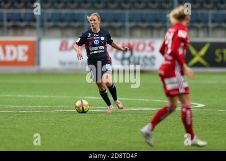 Linkoping, Schweden. November 2020. Ronja Aronsson (#19) während des Spiels in der Damallsvenskan Runde 20 zwischen Linkoping und Pitea in der Linkoping Arena in Linkoping Mia Eriksson/SPP Credit: SPP Sport Press Photo. /Alamy Live Nachrichten Stockfoto